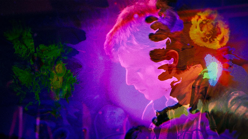 Moonage Daydream (2022)-980x551.jpeg (110 KB)